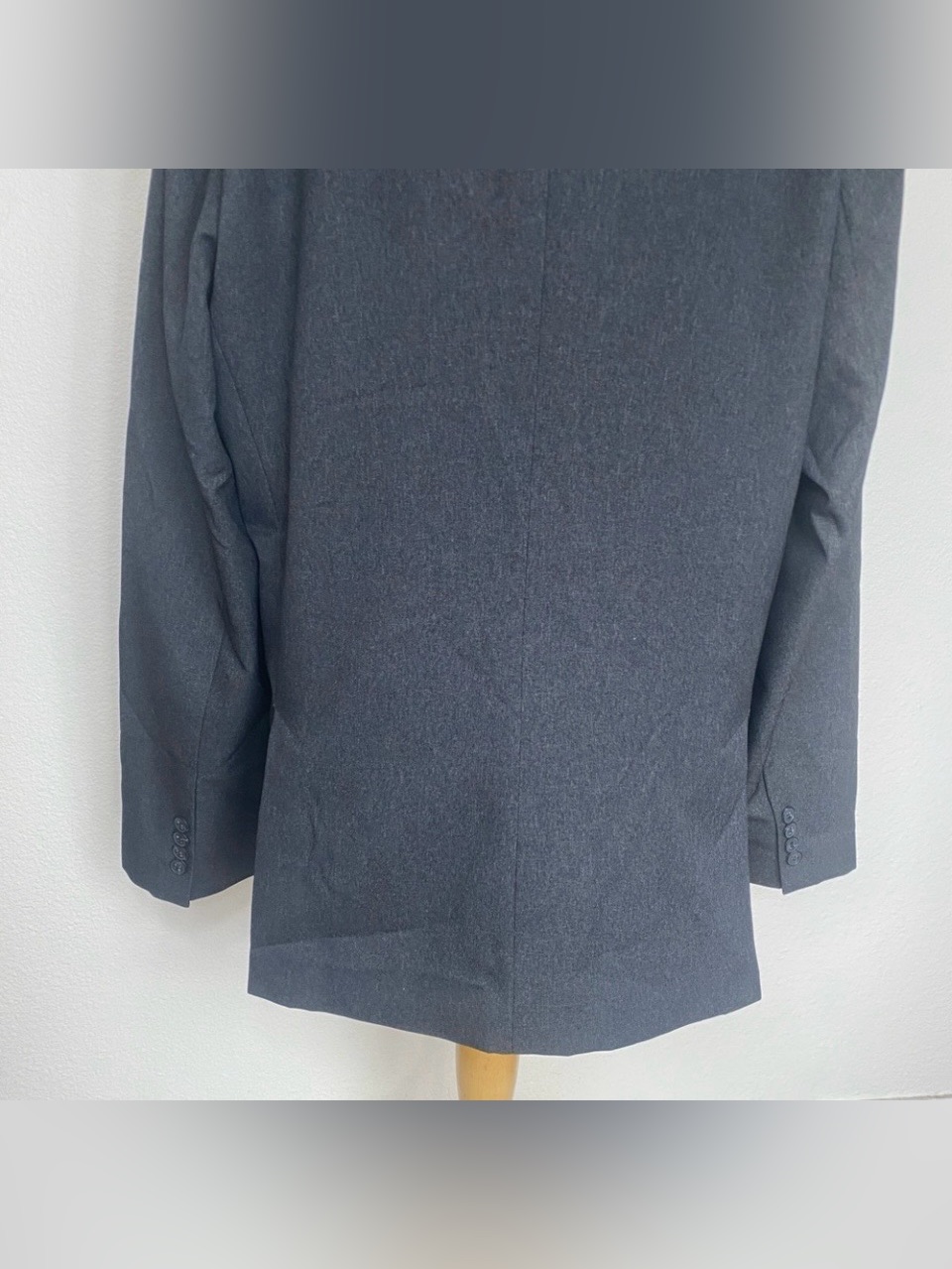 Nwot New Bluffworks Men's Gotham Gray Classic Fit Gramercy Blazer Size 44r — image 8 of 8